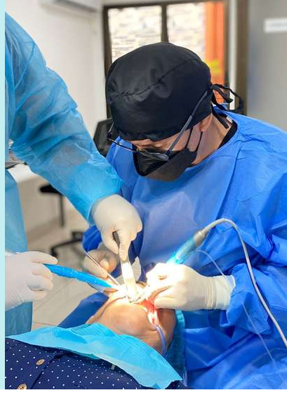 Cirugía de implantes
